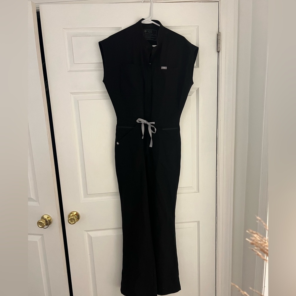 Figs Rafaela Cargo Wide Leg ScrubJumpsuit